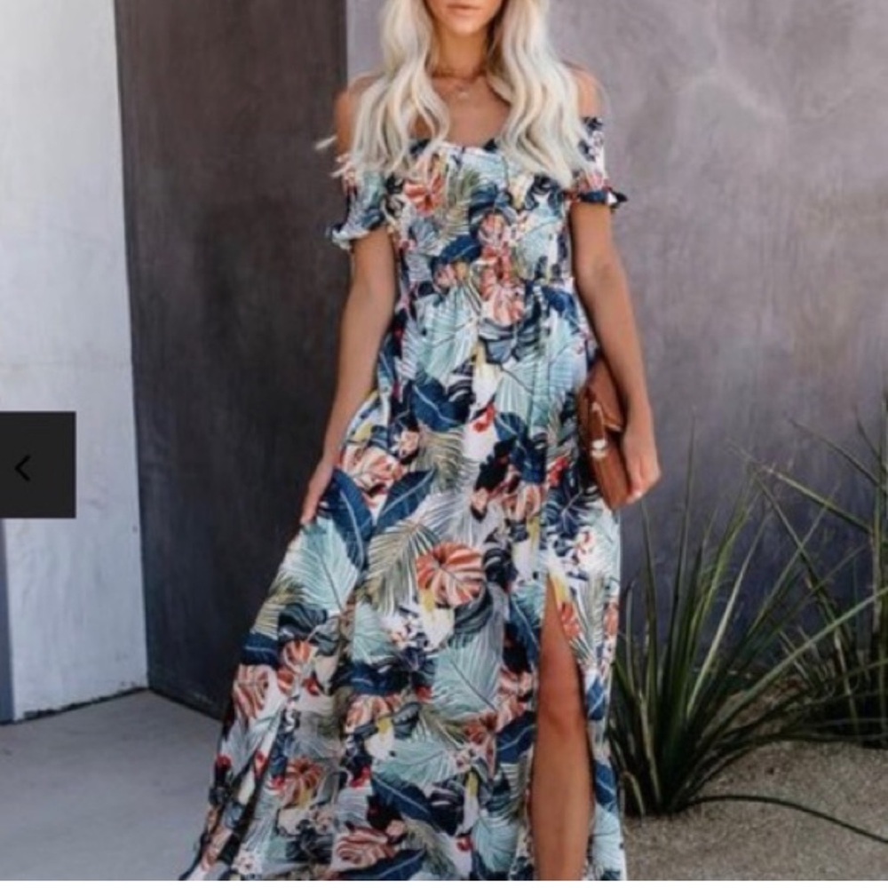 AAKKA - Smocked Floral Off-Shoulder Maxi Dress - Picture 4 of 7